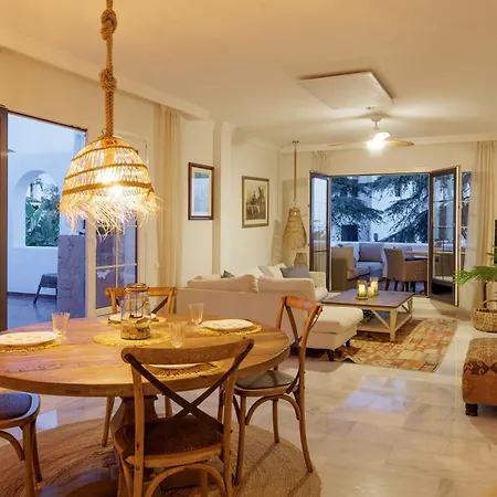 Appartement Banus - Banus - Nueva Andalucia - Aldea Blanca Complex - Premium 2br - 2ba - Double Outdoor Terrace - Stunning Sea Views - S Pool - Walk To Centro Plaza Shopping - Ideal For Families *