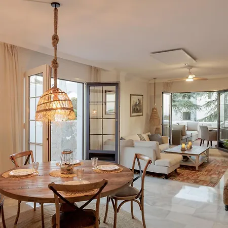 Banus - Banus - Nueva Andalucia - Aldea Blanca Complex - Premium 2br - 2ba - Double Outdoor Terrace - Stunning Sea Views - S Pool - Walk To Centro Plaza Shopping - Ideal For Families Appartement *