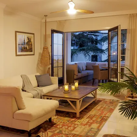 Banus - Banus - Nueva Andalucia - Aldea Blanca Complex - Premium 2br - 2ba - Double Outdoor Terrace - Stunning Sea Views - S Pool - Walk To Centro Plaza Shopping - Ideal For Families *