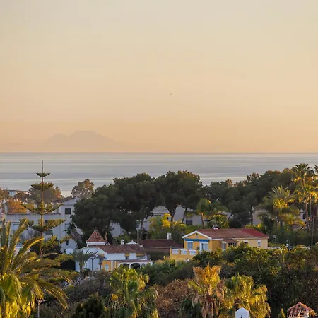 Banus - Banus - Nueva Andalucia - Aldea Blanca Complex - Premium 2br - 2ba - Double Outdoor Terrace - Stunning Sea Views - S Pool - Walk To Centro Plaza Shopping - Ideal For Families