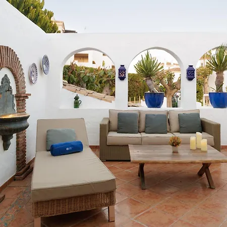 Banus - Banus - Nueva Andalucia - Aldea Blanca Complex - Premium 2br - 2ba - Double Outdoor Terrace - Stunning Sea Views - S Pool - Walk To Centro Plaza Shopping - Ideal For Families Marbella