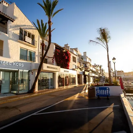 Banus - Banus - Nueva Andalucia - Aldea Blanca Complex - Premium 2br - 2ba - Double Outdoor Terrace - Stunning Sea Views - S Pool - Walk To Centro Plaza Shopping - Ideal For Families *